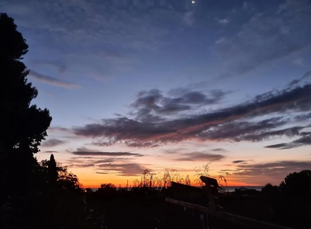 Beautiful Sea View, Quiet In Agricultural Property Antibes Vila