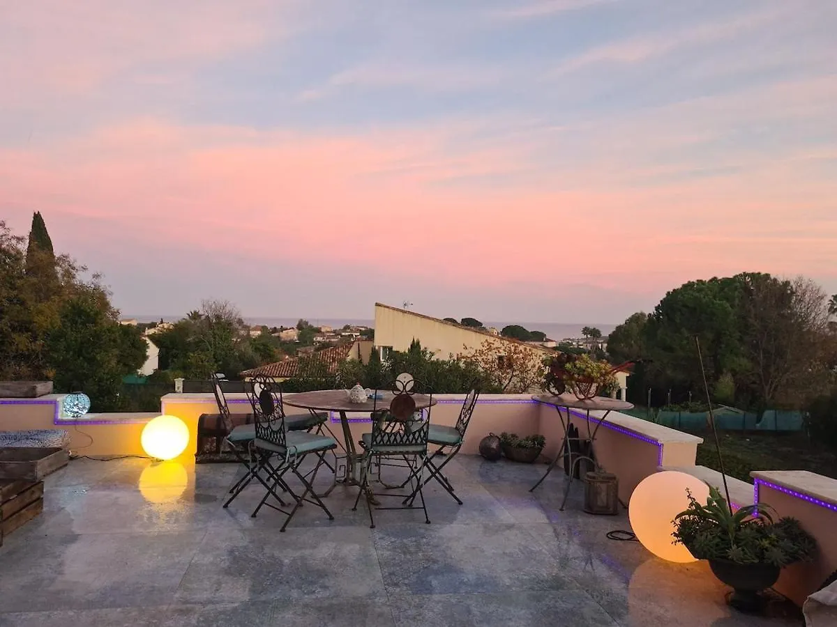 Beautiful Sea View, Quiet In Agricultural Property Antibes France